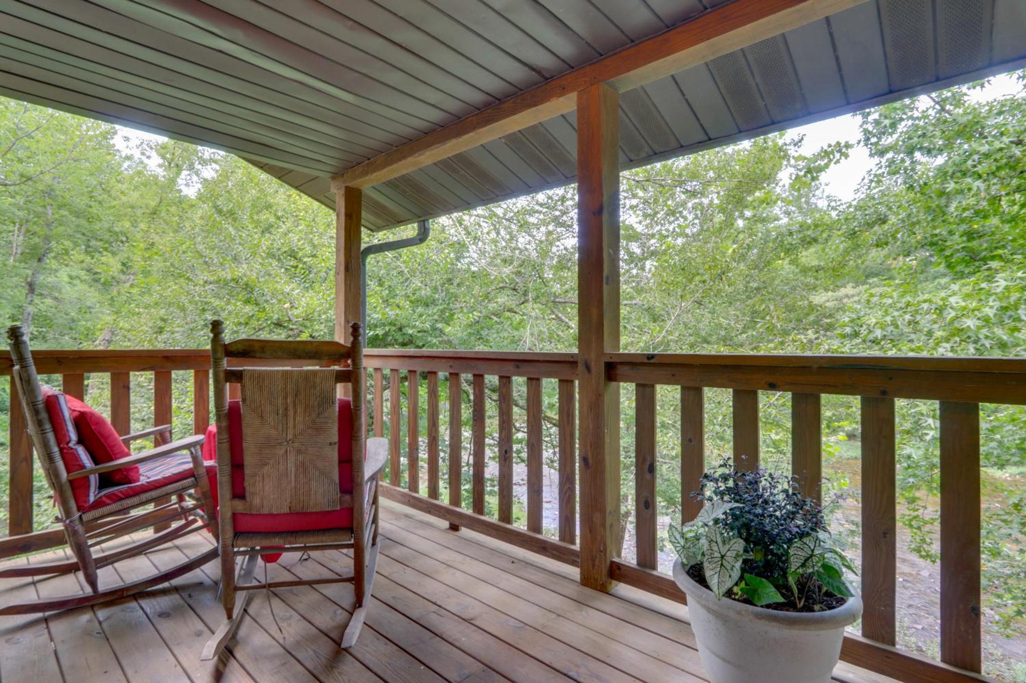 Riverfront Couples Retreat In Smoky Mountains! Apartment Townsend Exterior photo